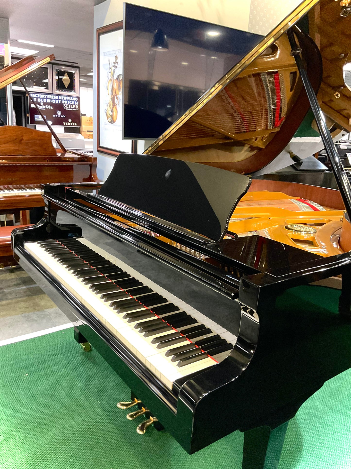 Pre-Owned Grand Petrof Model III (6'1")
