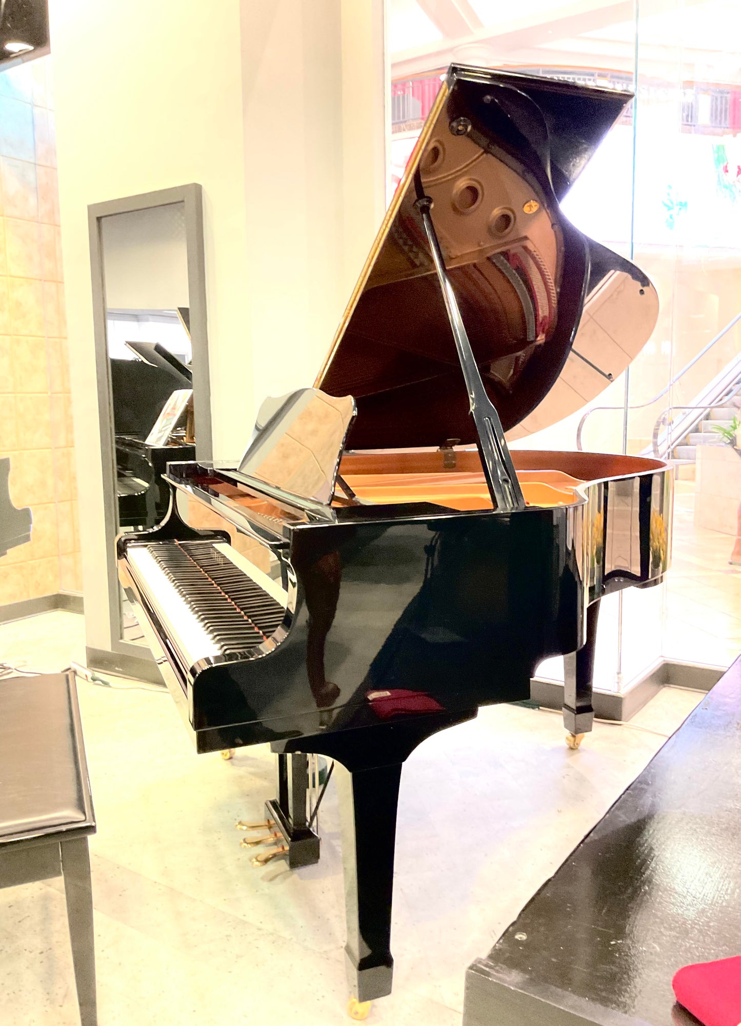 Pre-Owned Grand Yamaha C1