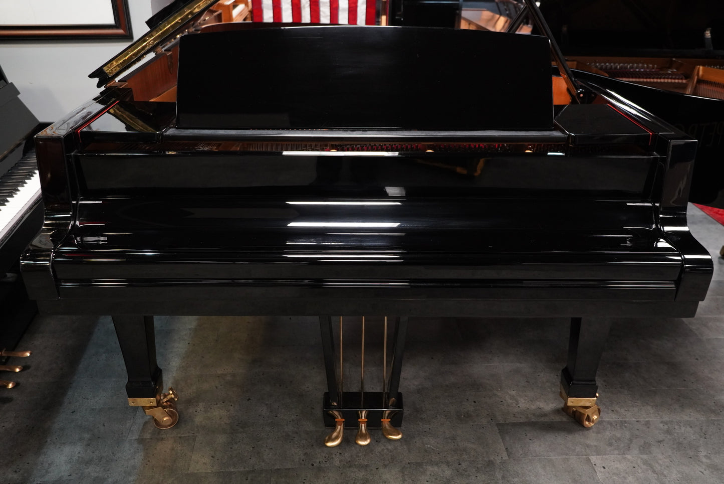 Pre-Owned Grand Petrof - Semi Concert